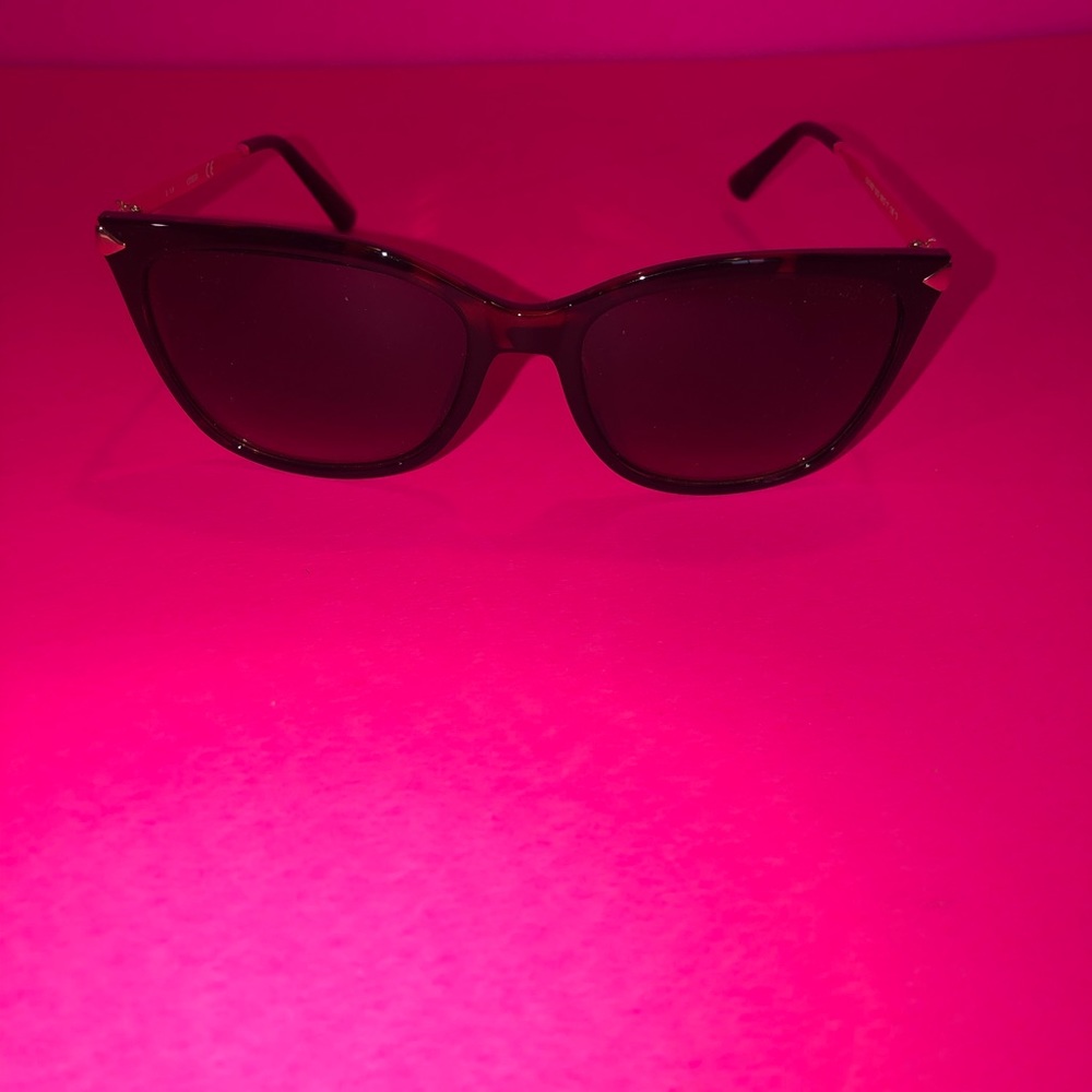 Sunglasses - Picture 2 of 3
